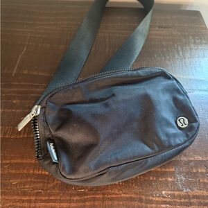 Lululemon belt bag